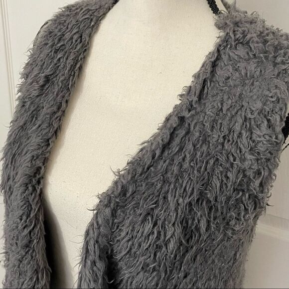 Kensie Fuzzy Fur Super Soft Open High Low Charcoal Sweater Vest, Large - Picture 3 of 12